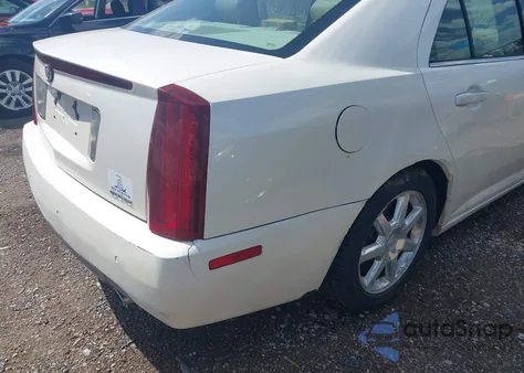 2005 Cadillac Sts V6 z USA, uszkodzony, nr VIN 1G6DW677750171537